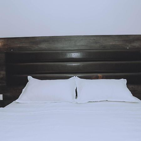 Royal Medis Hotel Батуми Экстерьер фото