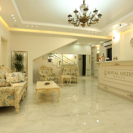 Royal Medis Hotel Батуми Экстерьер фото