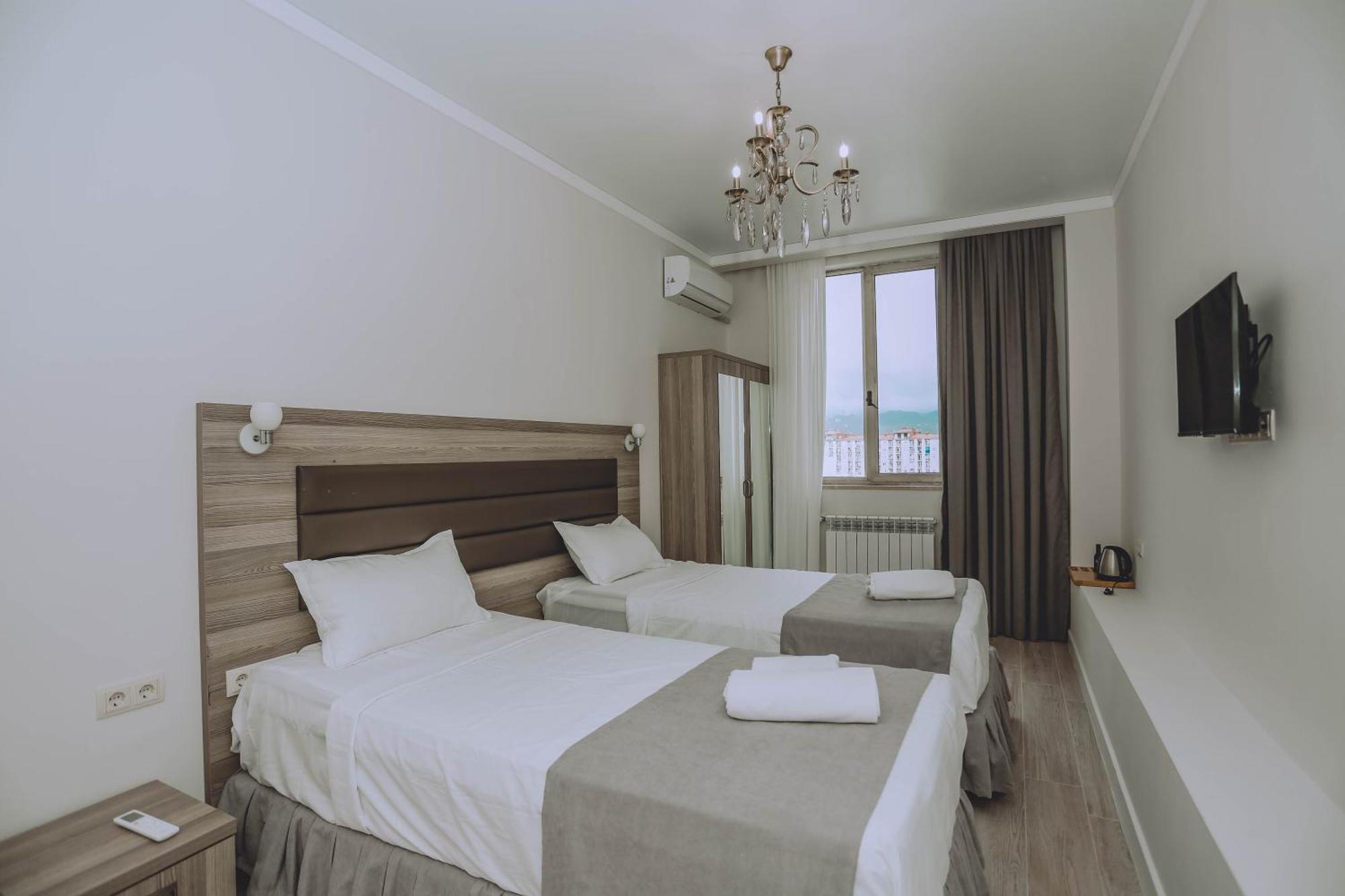 Royal Medis Hotel Батуми Экстерьер фото