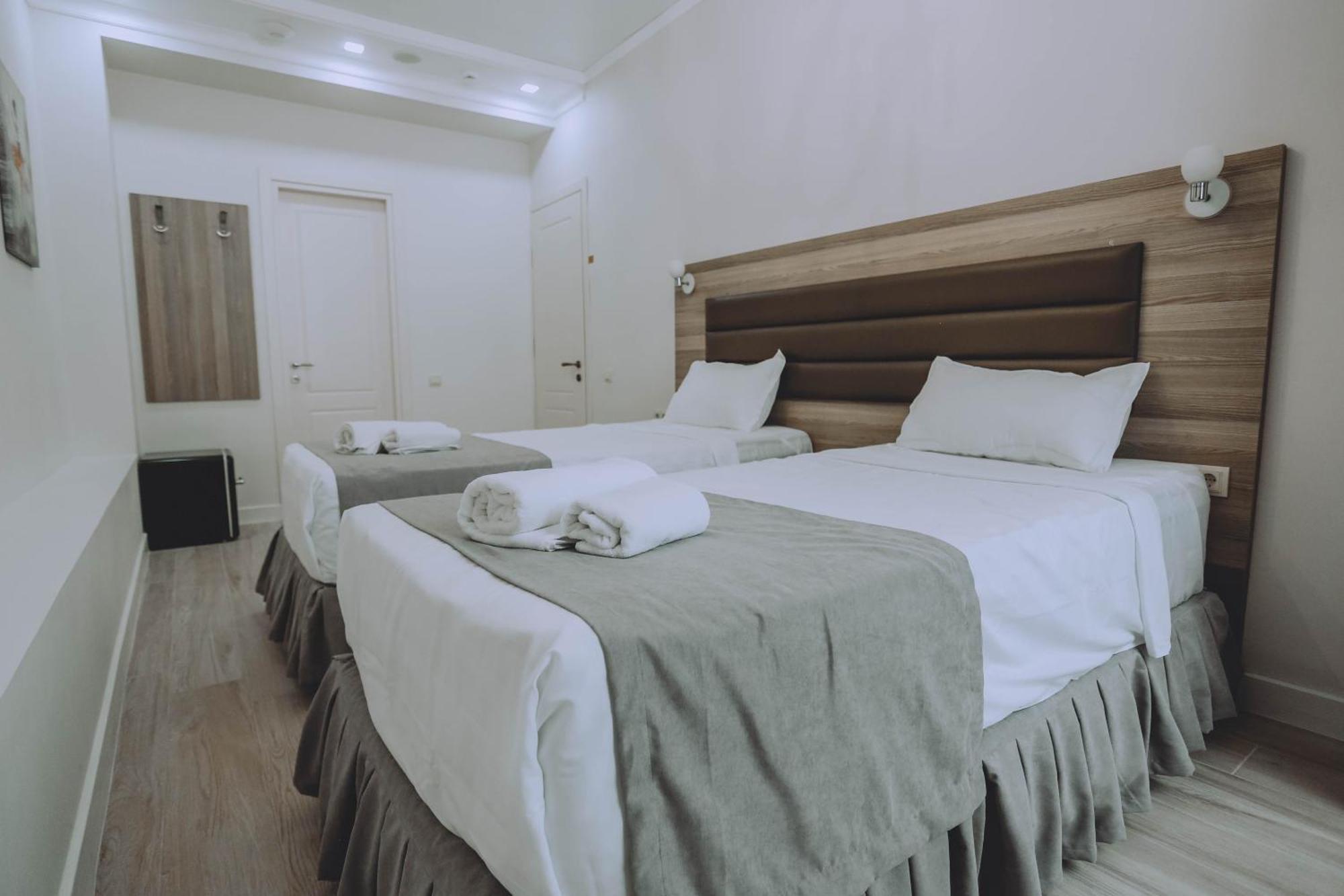 Royal Medis Hotel Батуми Экстерьер фото