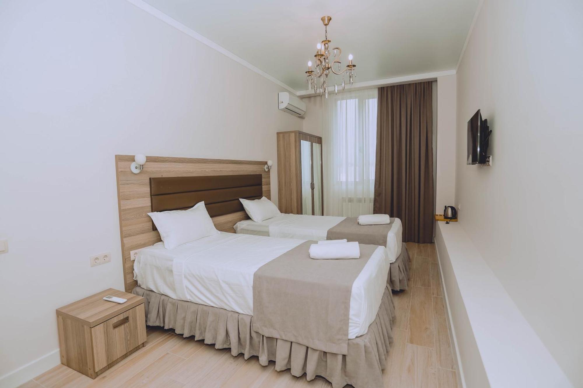 Royal Medis Hotel Батуми Экстерьер фото