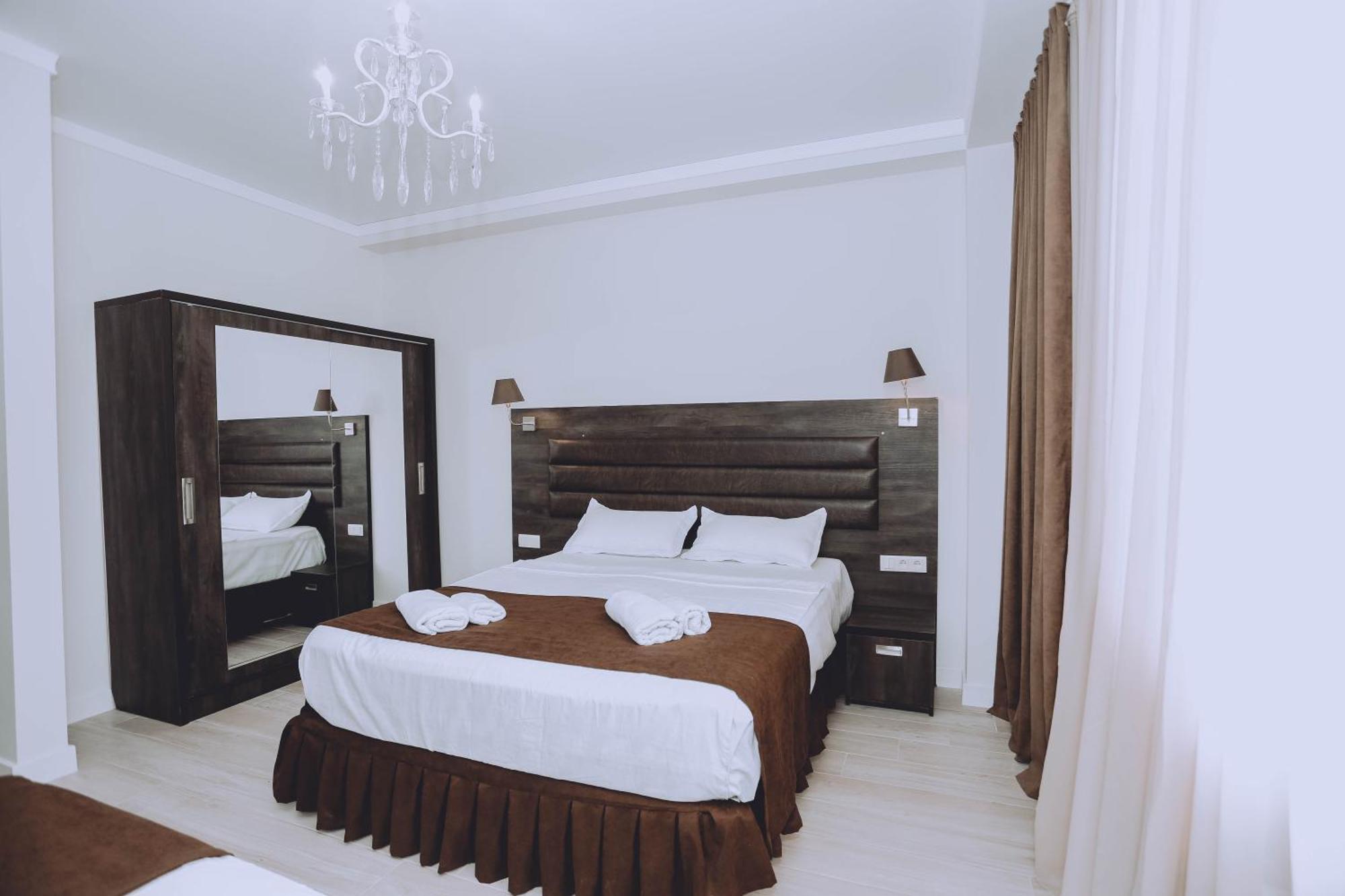 Royal Medis Hotel Батуми Экстерьер фото