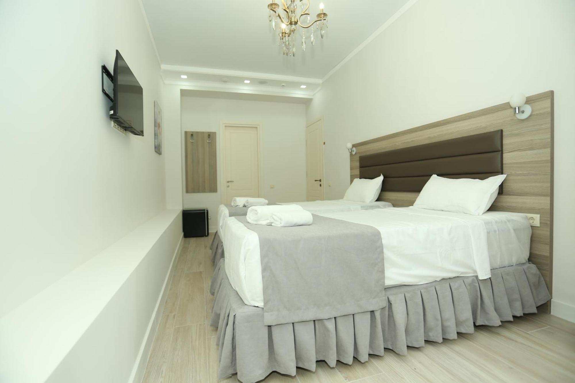 Royal Medis Hotel Батуми Экстерьер фото